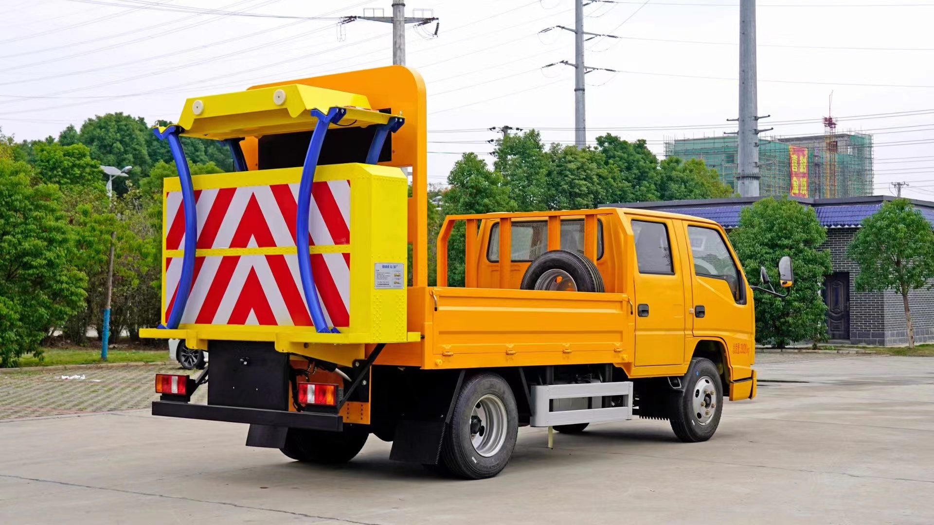 100k防撞缓冲车 程力防撞车 曼力西品牌防撞缓冲垫